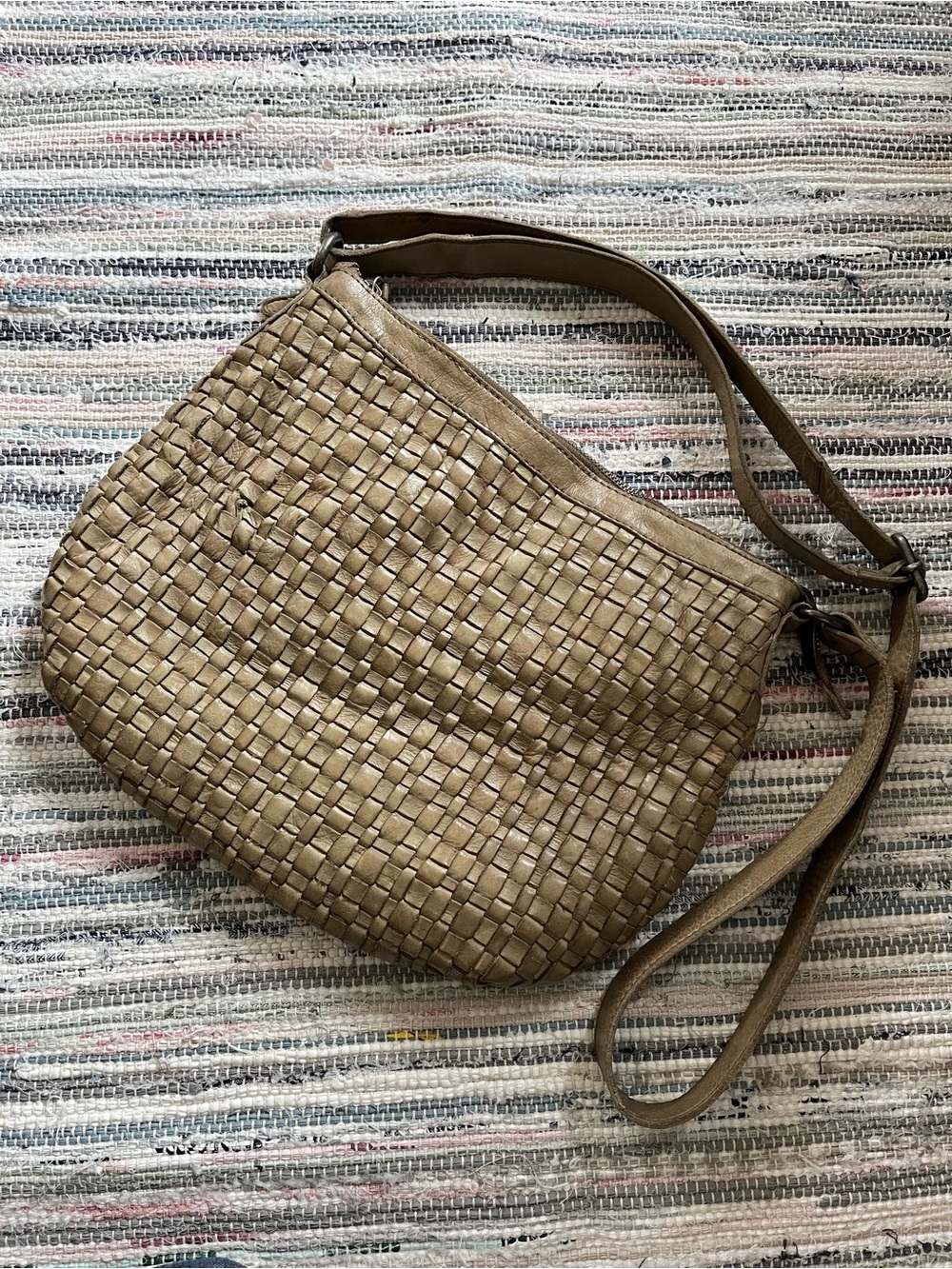 Vilenca Soft Woven Leather Mushroom Taupe Bag Purse Holland Grey Designer Medium
